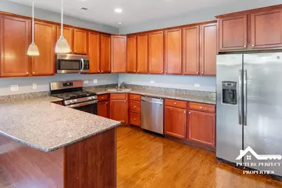 1437 E 65th Place #2, Chicago, IL 60637 - Photo 3