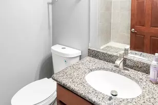 1437 E 65th Pl, Chicago, IL 60637 - Photo 7
