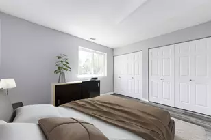 9619 Bianco Terrace, Des Plaines, IL 60016 - Photo 5
