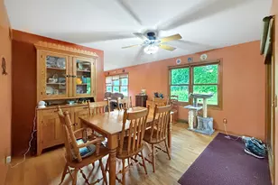 705 Chelsea Ct, Freeport, IL 61032 - Photo 5