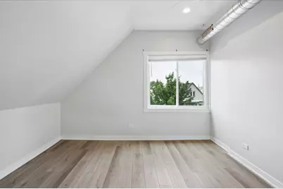 2909 N Ridgeway Avenue #2, Chicago, IL 60618 - Photo 11