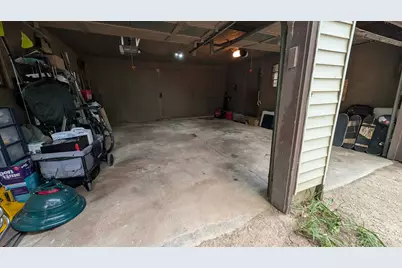 10381 Montague Road, Winnebago, IL 61088 - Photo 17