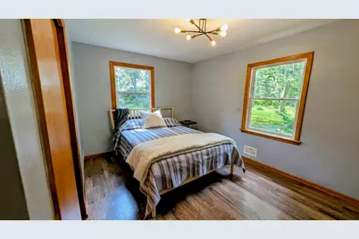 10381 Montague Road, Winnebago, IL 61088 - Photo 9