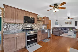 2 Clubhouse Dr, Varna, IL 61375 - Photo 9