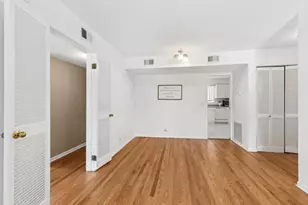 140 Green Bay Rd, Glencoe, IL 60022 - Photo 9