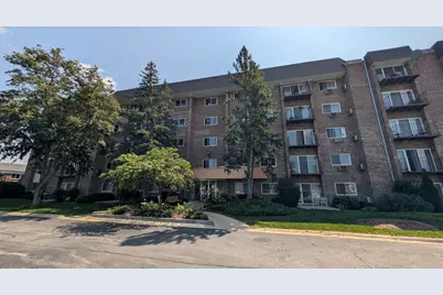 10353 Dearlove Road #2G, Glenview, IL 60025 - Photo 1