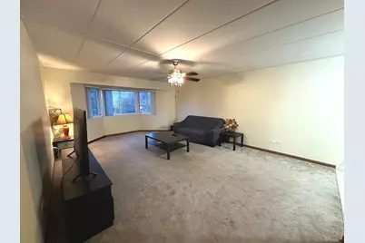 300 Roselle Road #419, Schaumburg, IL 60193 - Photo 5