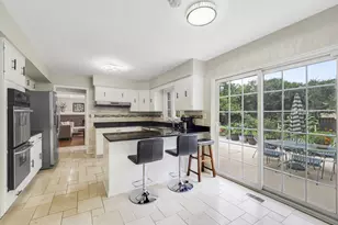 3150 Hemlock Ln, Northbrook, IL 60062 - Photo 7