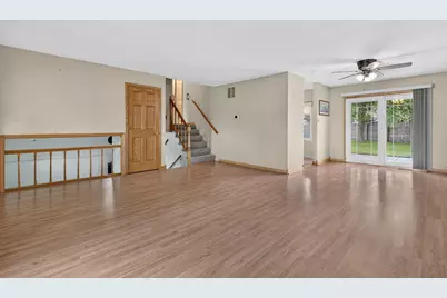 7606 W Royce Court, Frankfort, IL 60423 - Photo 3