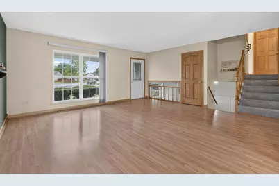 7606 W Royce Court, Frankfort, IL 60423 - Photo 5