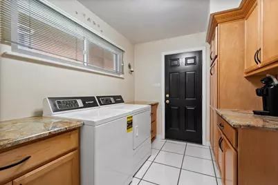 3805 W Jarlath Street, Lincolnwood, IL 60712 - Photo 25