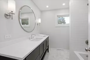 1006 Meadowlark Ln, Glenview, IL 60025 - Photo 23