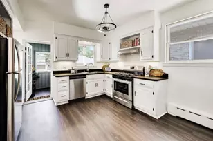 5310 W Wellington Ave, Chicago, IL 60641 - Photo 11