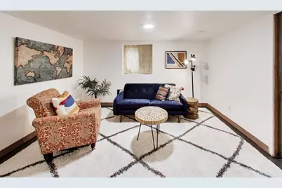 5310 W Wellington Avenue, Chicago, IL 60641 - Photo 23