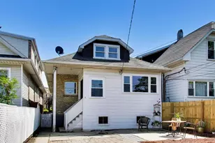 5310 W Wellington Ave, Chicago, IL 60641 - Photo 35