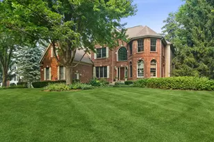 5617 Winding Rd, Crystal Lake, IL 60014 - Photo 1