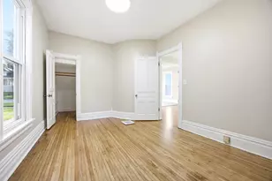 340 Moseley St, Elgin, IL 60123 - Photo 15
