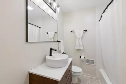 123 E Columbia Avenue, Elmhurst, IL 60126 - Photo 15