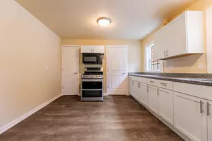 14802 Oak St, Dolton, IL 60419 - Photo 7