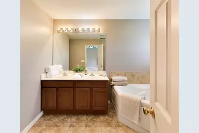 1050 Samantha Drive, Lake Zurich, IL 60047 - Photo 11