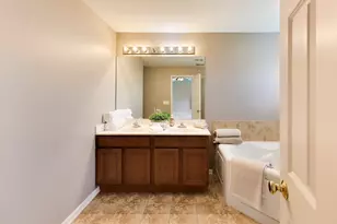 1050 Samantha Dr, Lake Zurich, IL 60047 - Photo 11
