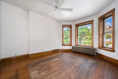 4505 N Artesian Avenue, Chicago, IL 60625 - Photo 3