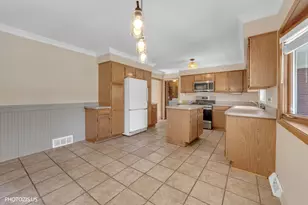 6200 W 128th St, Palos Heights, IL 60463 - Photo 3