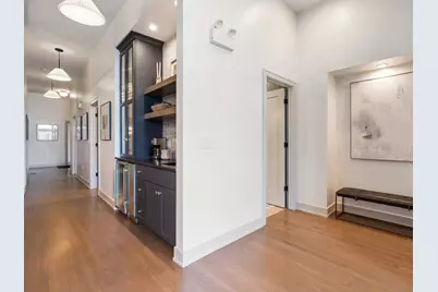 2370 N Elston Court, Chicago, IL 60614 - Photo 7