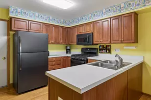 3067 Serenity Ln, Naperville, IL 60564 - Photo 9