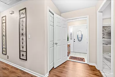 2004 Hawthorne Court, Plano, IL 60545 - Photo 3