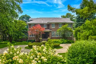 224 Sheridan Rd, Kenilworth, IL 60043 - Photo 1