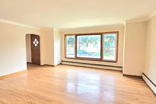 [Address not provided], Berwyn, IL 60402 - Photo 5