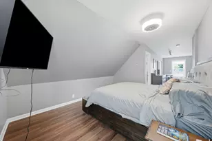 437 W 44th Pl, Chicago, IL 60609 - Photo 23