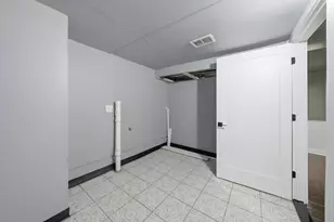 437 W 44th Pl, Chicago, IL 60609 - Photo 31