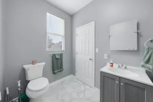 437 W 44th Pl, Chicago, IL 60609 - Photo 15