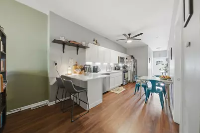 437 W 44th Place, Chicago, IL 60609 - Photo 7