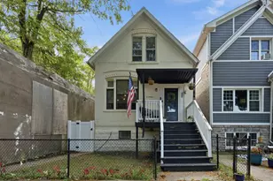 437 W 44th Pl, Chicago, IL 60609 - Photo 1