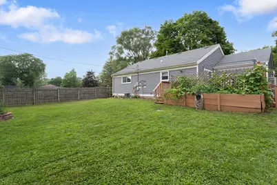 1507 Sunset Drive, McHenry, IL 60051 - Photo 21