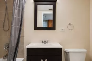 2501 W Touhy Ave, Chicago, IL 60645 - Photo 9