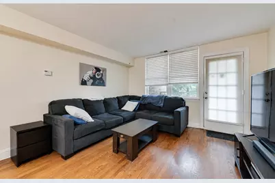 2501 W Touhy Avenue #203, Chicago, IL 60645 - Photo 3