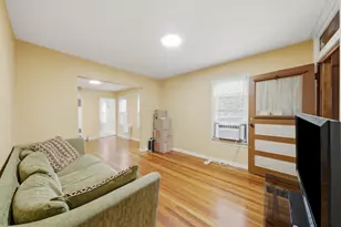 2433 W 46th Pl, Chicago, IL 60632 - Photo 11