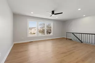 231 Nantucket Harbor, Schaumburg, IL 60193 - Photo 3