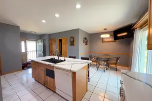 3422 Poole Rd, Belvidere, IL 61008 - Photo 7