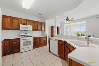 11620 Windsor Drive, Huntley, IL 60142 - Photo 3