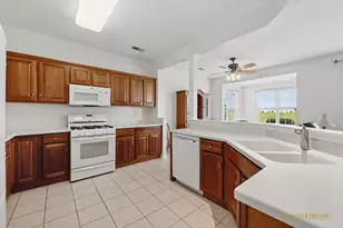 11620 Windsor Dr, Huntley, IL 60142 - Photo 3