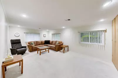 301 S Yale Avenue, Arlington Heights, IL 60005 - Photo 21