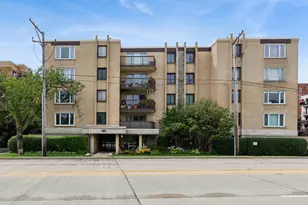 900 S River Rd, Des Plaines, IL 60016 - Photo 25