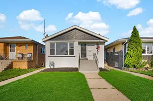 7823 Moody Ave, Burbank, IL 60459 - Photo 1