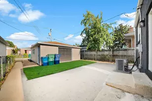 7823 Moody Ave, Burbank, IL 60459 - Photo 27