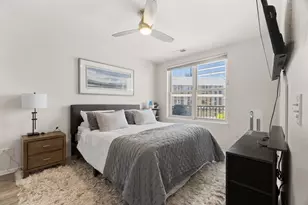 520 N Halsted St, Chicago, IL 60642 - Photo 17